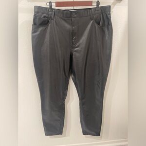 Abercrombie & Fitch The Skinny High Rise Vegan Leather
